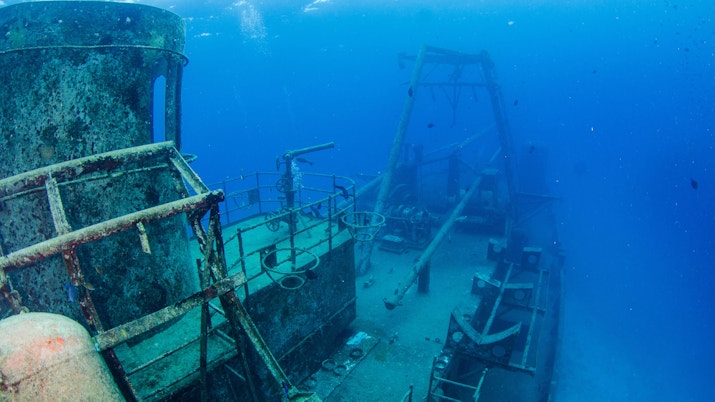 The shipwreck of the kittiwake prior to hurricane Ivan